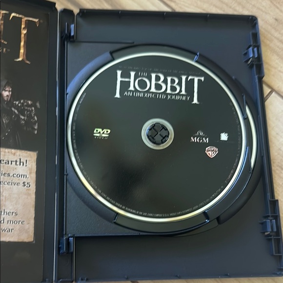 Lord of the Rings and The Hobbit DVD Collection - Picture 8 of 9